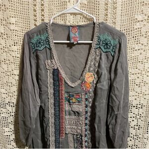 Johnny Was gray embellished lace trim tunic top XL